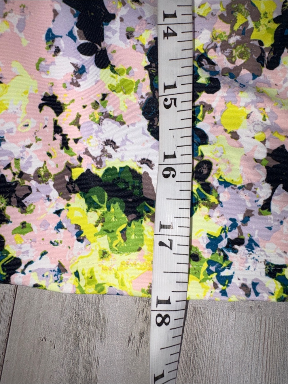 Old Navy Active Powersoft Neon Floral  Built-in-Bra Yellow & Green Plus Sz XXL - Picture 5 of 13
